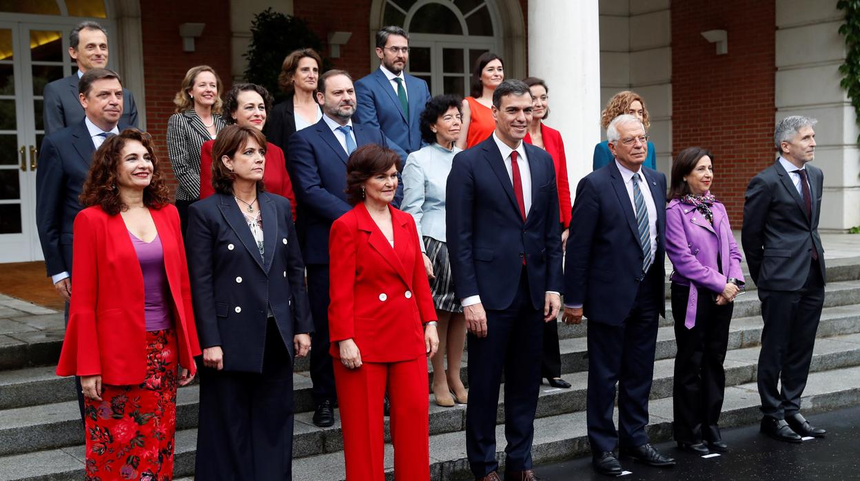 La «foto de familia» del nuevo Gobierno de Pedro Sánchez
