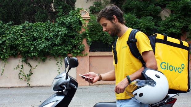 La española «Glovo» capta 115 millones de euros y anuncia la entrada de «AmRest» en su accionariado