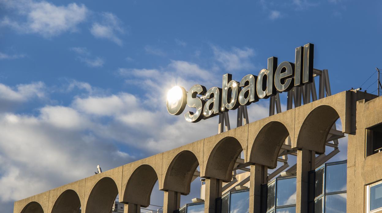 Esta operación obligará al Sabadell a hacer provisiones netas por 92 millones de euros