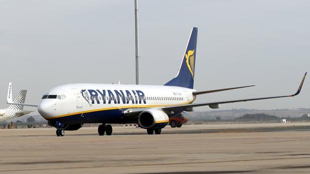 Los tripulantes de Ryanair no logran alcanzar un acuerdo con la empresa e irán a huelga