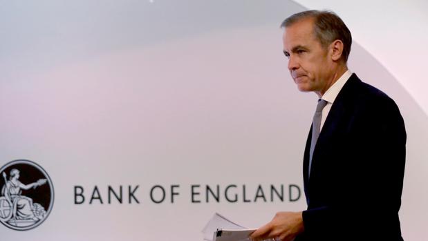 El Banco de Inglaterra sube los tipos por segunda vez en 10 años y los deja en máximos desde 2009