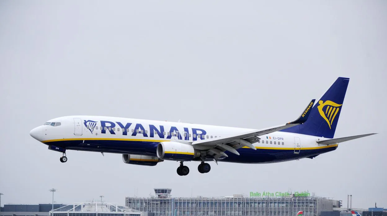 Ryanair cancela 396 vuelos para el viernes por la huelga de pilotos en Europa