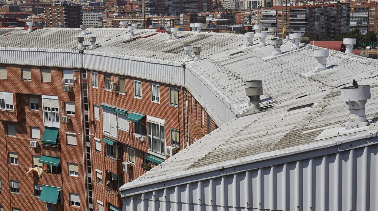 Un bloque de pisos en el distrito madrileño de Ciudad Lineal