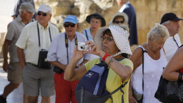 Las agencias de viajes alertan contra la continuidad de los viajes del Imserso en los términos actuales
