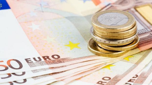 El Tesoro español coloca 5.053 millones de euros a tipos de interés más elevados