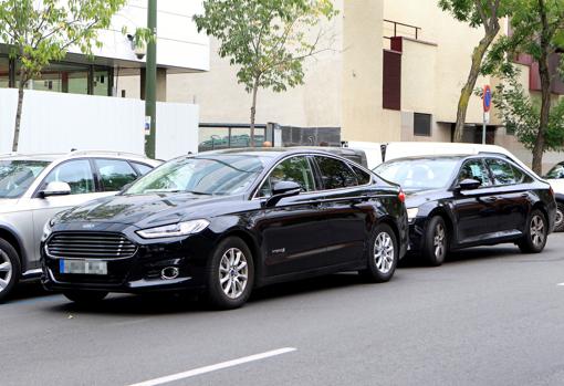 Un coche de una compañía de alquiler de vehículos con conductor (VTC) en Madrid