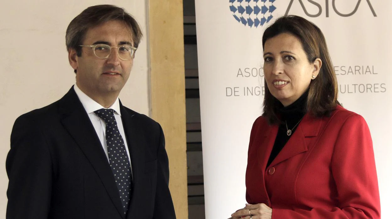 Ignacio de Mora, presidente de Asica, y Ana Chocano Román, presidenta de Ceacop