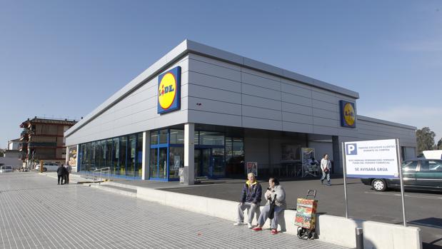 Lidl anuncia 10 nuevas aperturas hasta final de mes