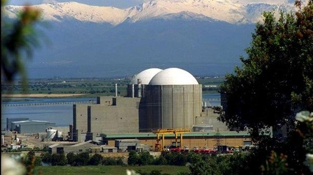 Sustituir las nucleares por renovables costaría más de 10.000 millones en diez años