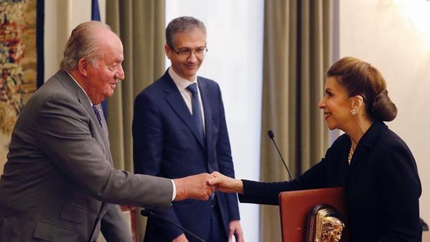 Carmen Reinhart recibe el Premio de Economía Rey Juan Carlos