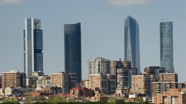 Madrid es tres veces más competitiva que Extremadura