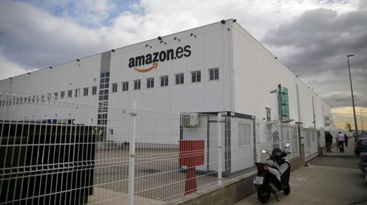 Planta logística de Amazon en San Fernando de Henares (Madrid)