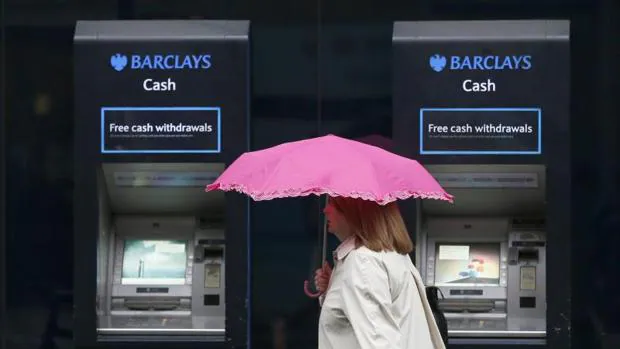Barclays estudia suprimir 280 empleos en el Reino Unido