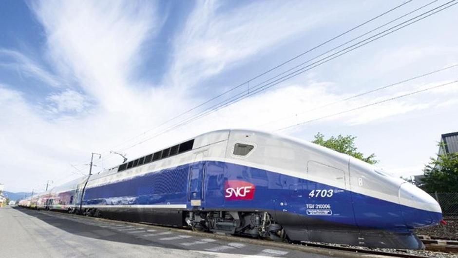 Así opera el tren de alta velocidad francés que quiere competir en España