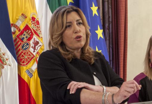 Susana Díaz acudió a los mercados para emitir 600 millones de deuda pública
