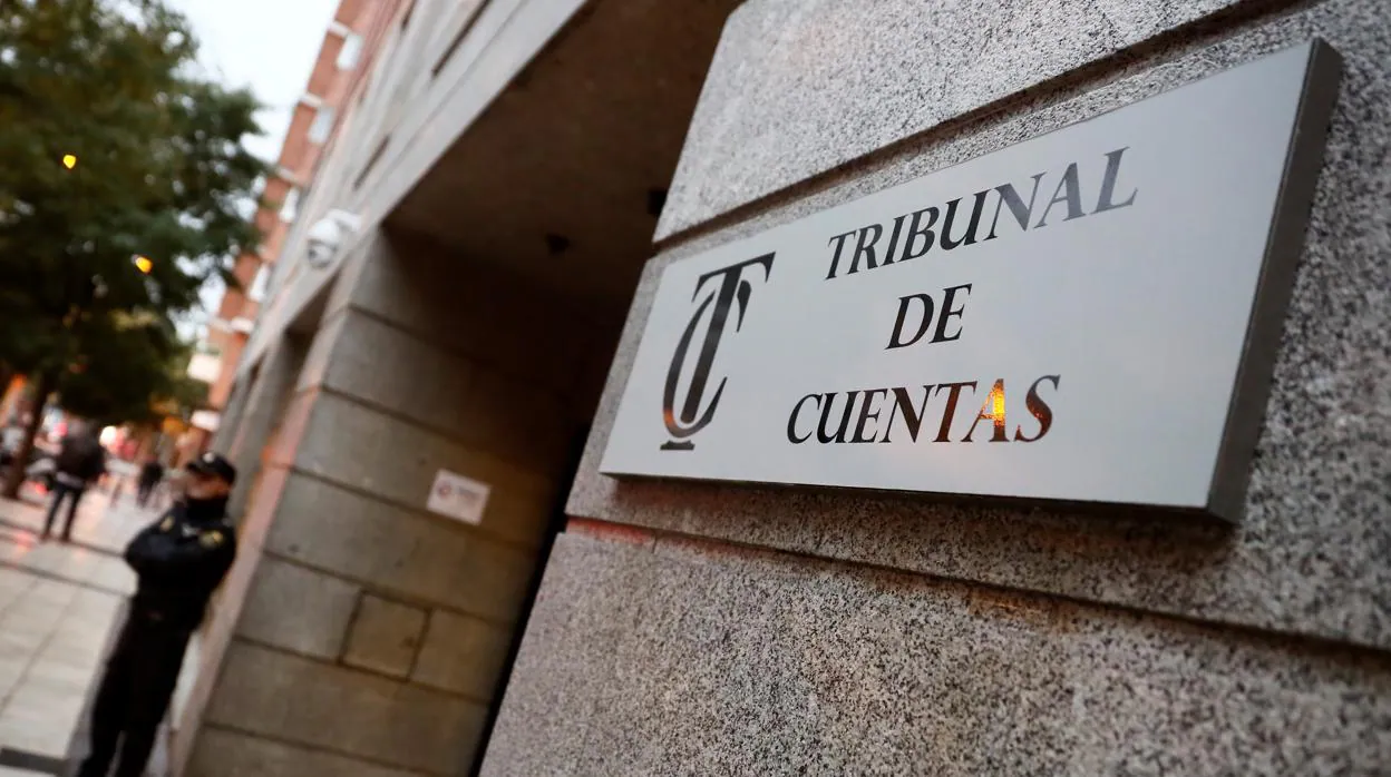 La entrada de la sede del Tribunal de Cuentas en Madrid
