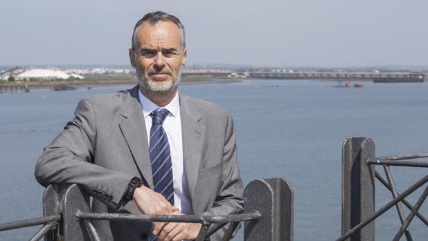 Carlos Ortiz: «La industria química crecerá un 50% y Huelva tiene que ponerse las pilas»