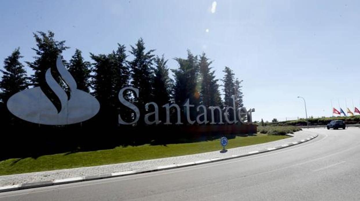 La Ciudad Financiera del Santander, en Boadilla del Monte (Madrid)