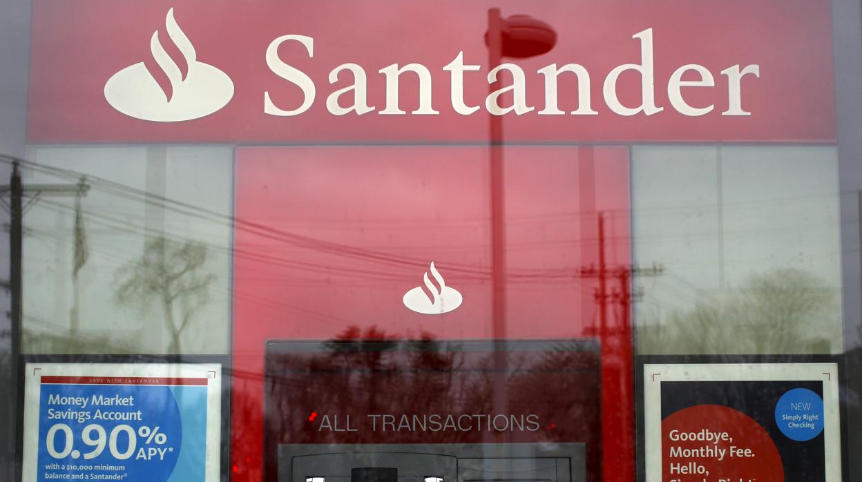 El Banco Santander despedirá a 3.713 empleados en España