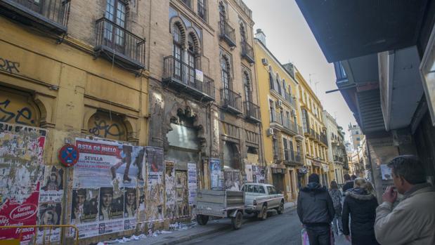 El empresario madrileño Emilio Castillejos compra el cine Trajano de Sevilla para rehabilitarlo