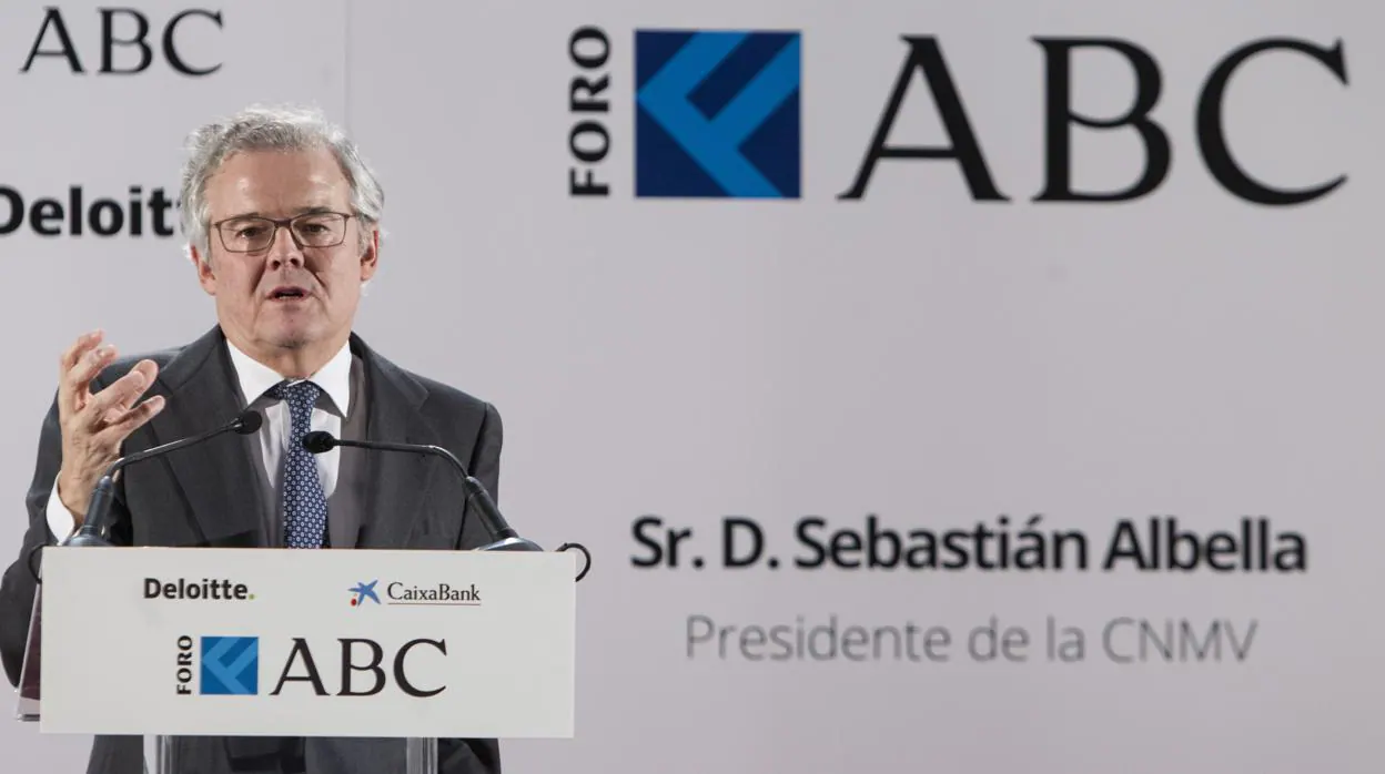 Sebastián Albella, presidente de la CNMV, en el Foro ABC Deloitte, en 2018
