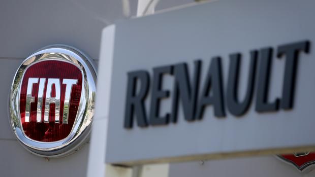 Renault decide seguir examinando el proyecto de fusión con Fiat