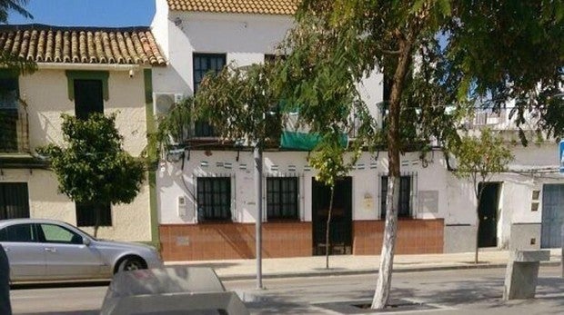 ¿Qué puedo hacer si quiero vender la casa de mi padre fallecido y no está registrada?