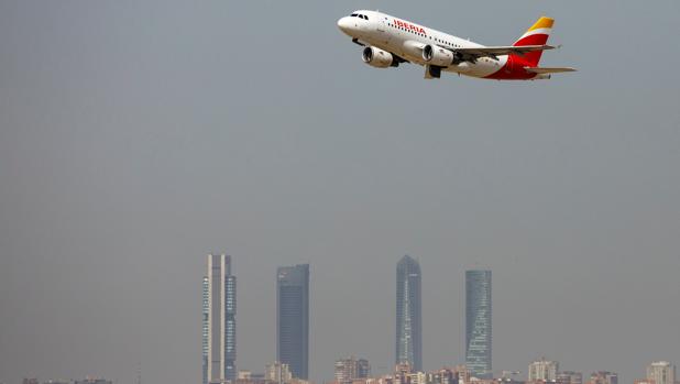 Enaire gestionará 659.000 vuelos entre julio y agosto en toda España