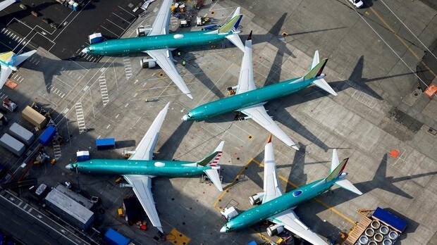 IAG respalda a Boeing y encarga 200 aviones 737 MAX