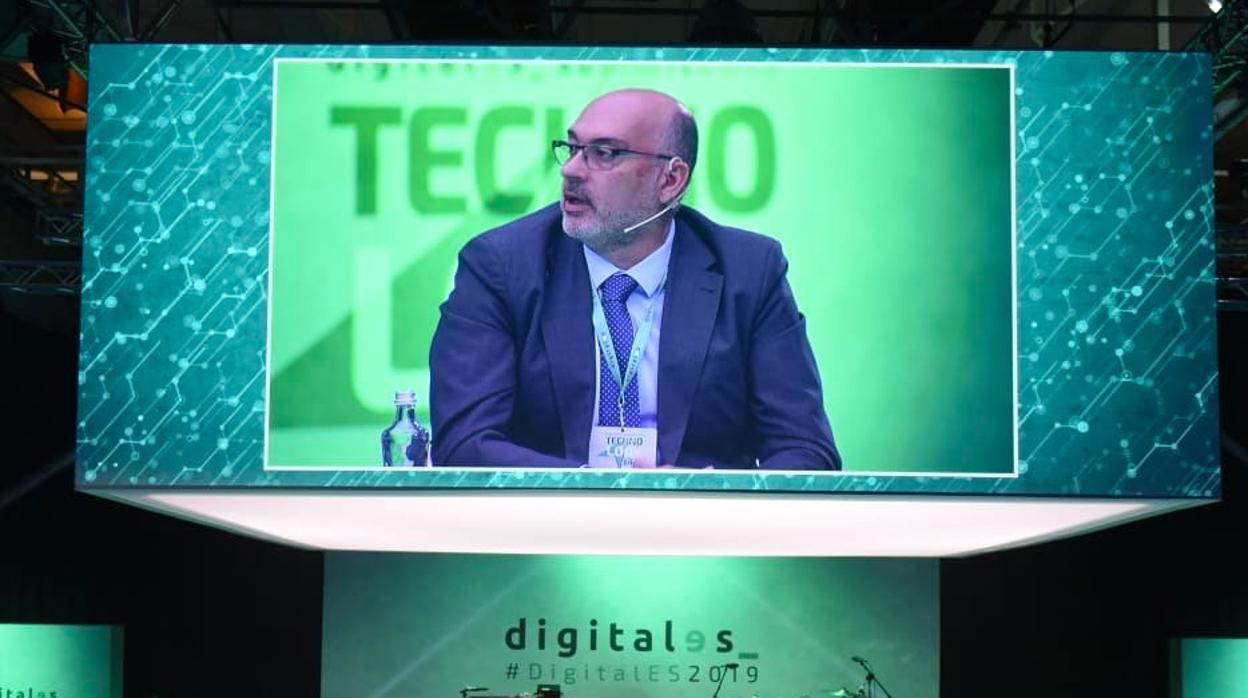 El presidente de Telefónica España, Emilio Gayo, durante su intervención en la segunda edición del DigitalEs Summit, organizado por la asociación española para la digitalización DigitalEs