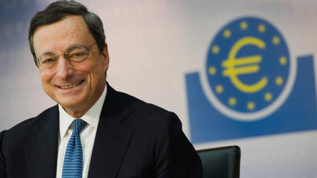 Draghi planea más compras de bonos soberanos en noviembre