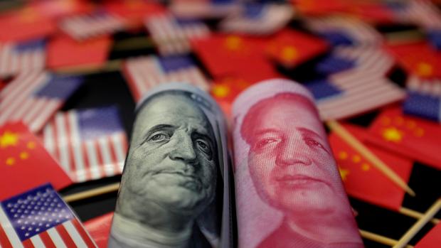 La depreciación del yuan chino provoca el desplome de Wall Street y las Bolsas europeas