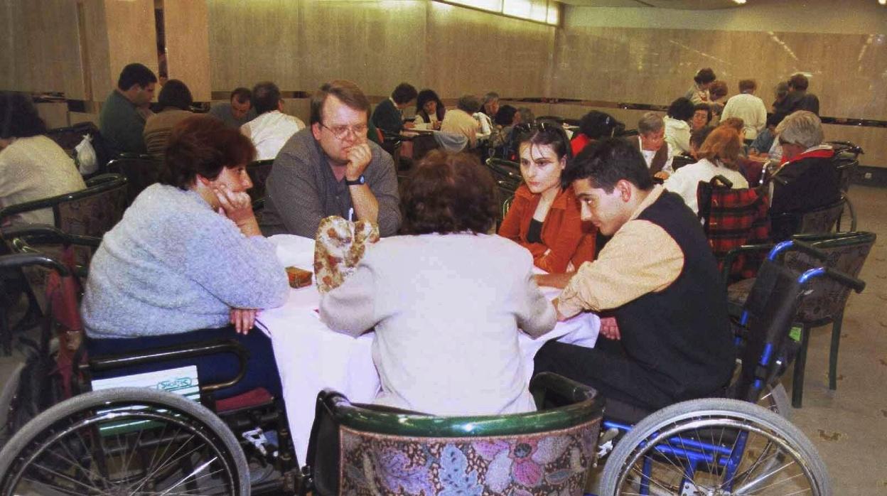 El perfil de los jóvenes discapacitados que buscan en España trabajo corresponde al de un varón que reside en Andalucía