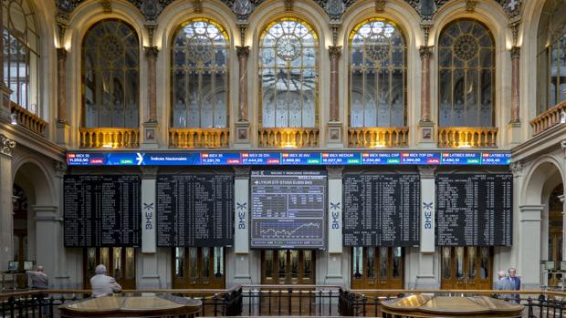 El Ibex cierra en positivo tras retrasar Trump la imposición de aranceles a China