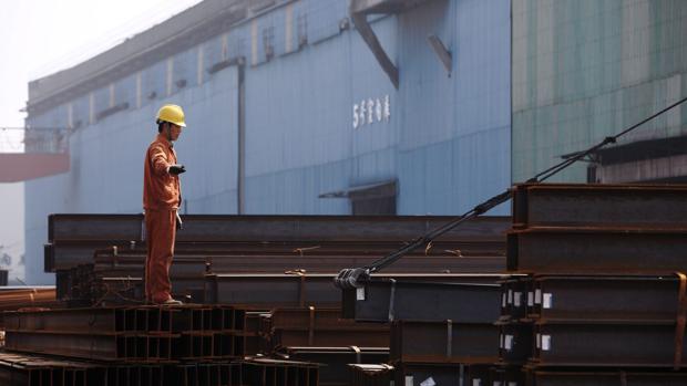 España pide a Bruselas medidas contra las importaciones del acero chino y otras cuatro noticias