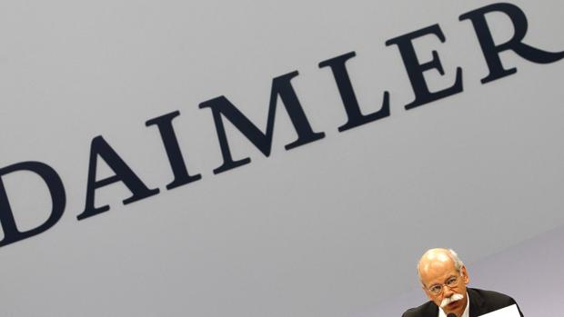 Daimler es obligada de nuevo a llamar a taller a cientos de miles de vehículos