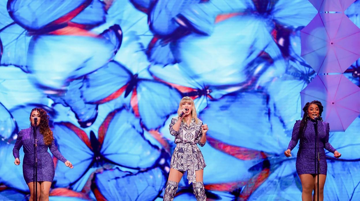 Taylor Swift actuó durante la gala celebrada por Alibaba