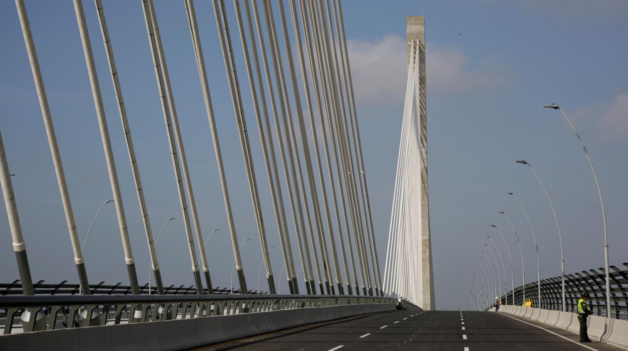 Inauguración puente Pumarejo construido por española Sacyr