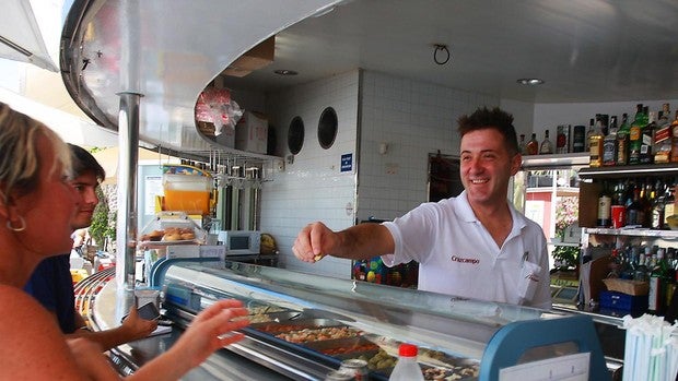 El Gobierno renuncia a subir el salario mínimo hasta que no tenga plenos poderes