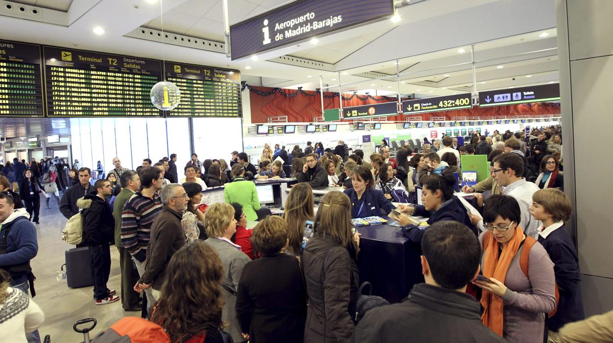 Aspecto de una de las terminales de Barajas en diciembre de 2010