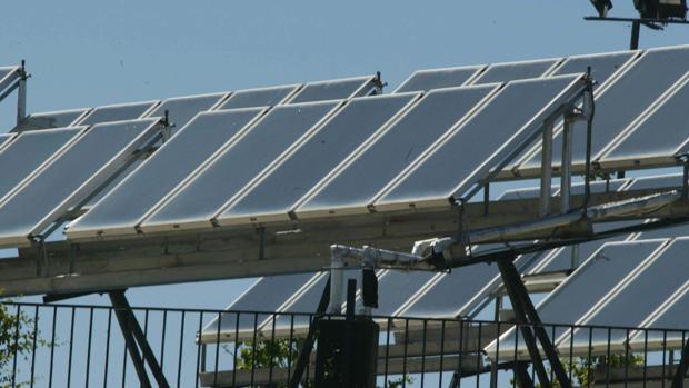 La empresa británica Solarcentury hará plantas solares en Alcalá de Guadaíra y Cáceres