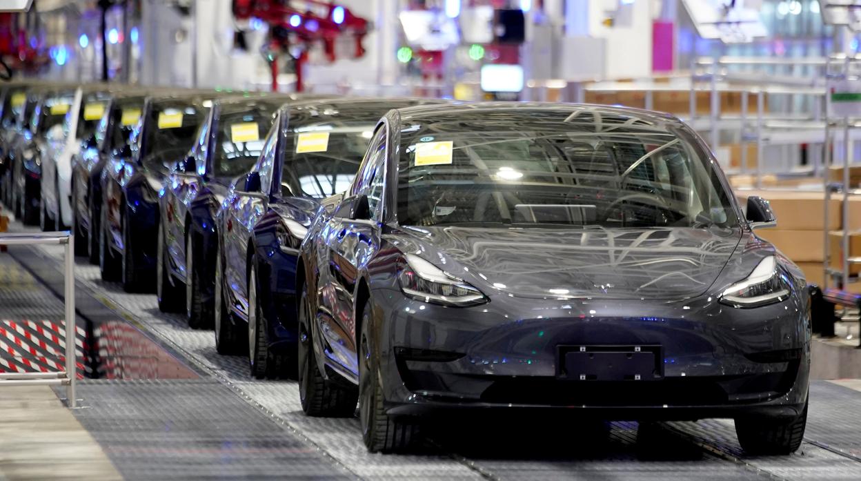 La «gigafactoría» de Tesla da un respiro a una industria del motor alemana al ralentí