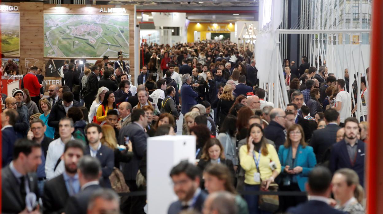 Vista general de la feria de turismo