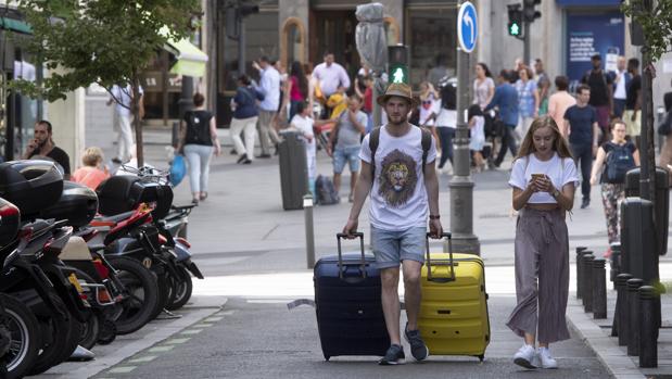 Pincha la burbuja de los pisos turísticos: «Tenerlo era un rollo y no me compensaba»