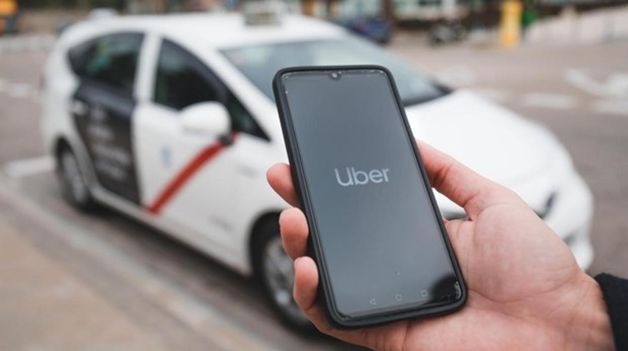 Uber y el taxi mantienen una guerra abierta en los tribunales
