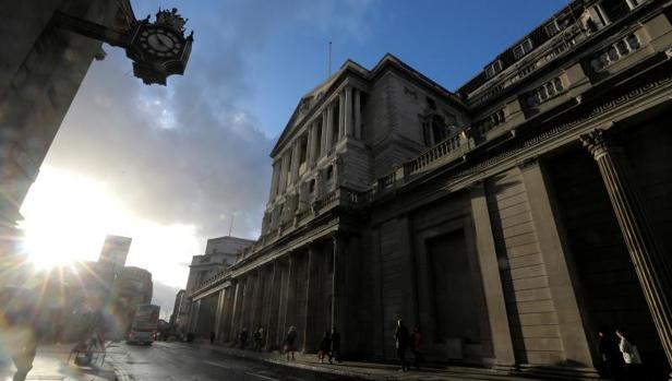 El Banco de Inglaterra recorta del 0,75% al 0,25% los tipos de interés ante la crisis del coronavirus