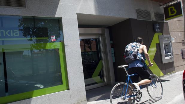 Bankia permitirá a pymes y autónomos ampliar el plazo de devolución de sus créditos a corto plazo