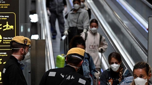 Aena cerrará parcialmente Barajas y El Prat