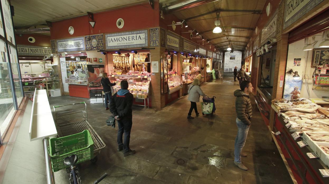 Imagen del Mercado de Triana en Sevilla