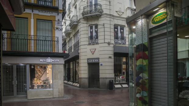 Un alud de 330.000 ERTE colapsan el sistema y retrasan el pago de prestaciones